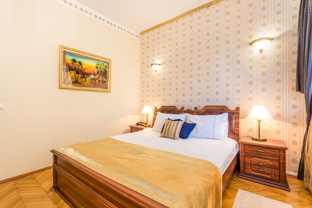 Villas Arbia - Margita Beach Hotel Banjol Buitenkant foto