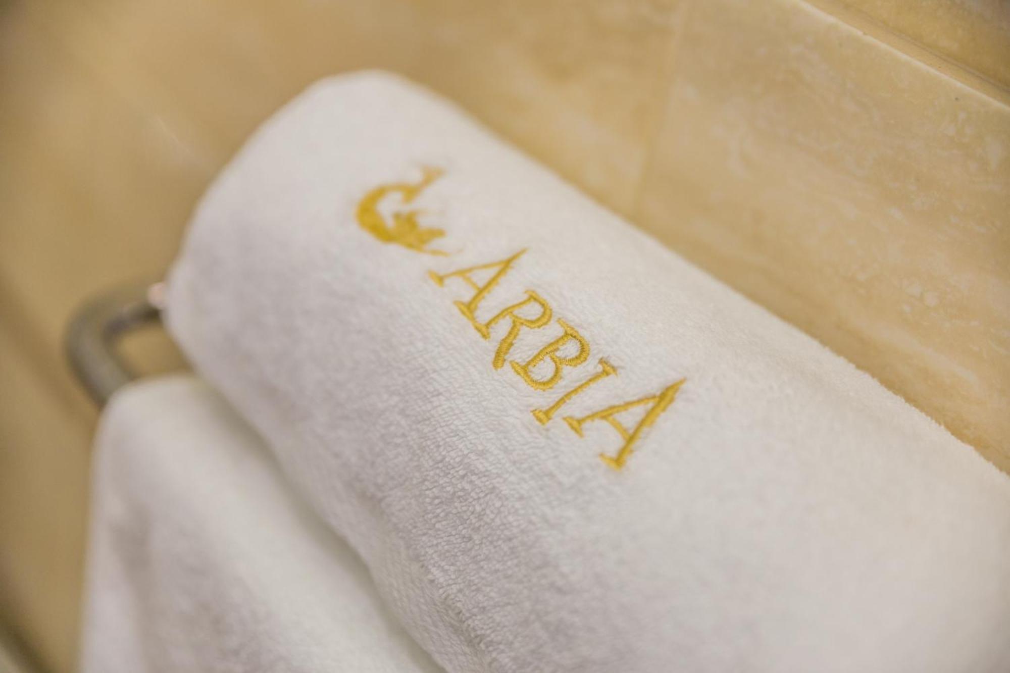 Villas Arbia - Margita Beach Hotel Banjol Buitenkant foto
