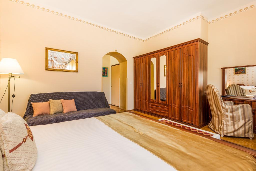 Villas Arbia - Margita Beach Hotel Banjol Buitenkant foto