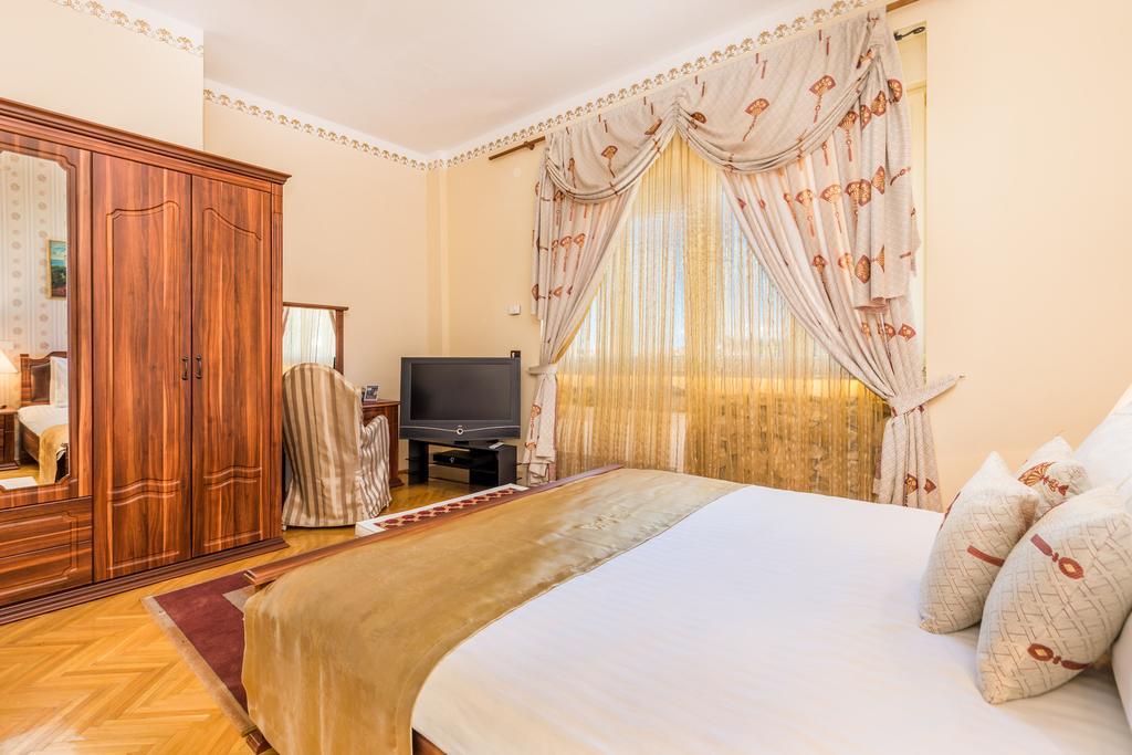 Villas Arbia - Margita Beach Hotel Banjol Buitenkant foto