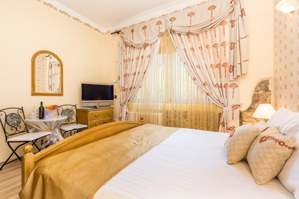 Villas Arbia - Margita Beach Hotel Banjol Buitenkant foto