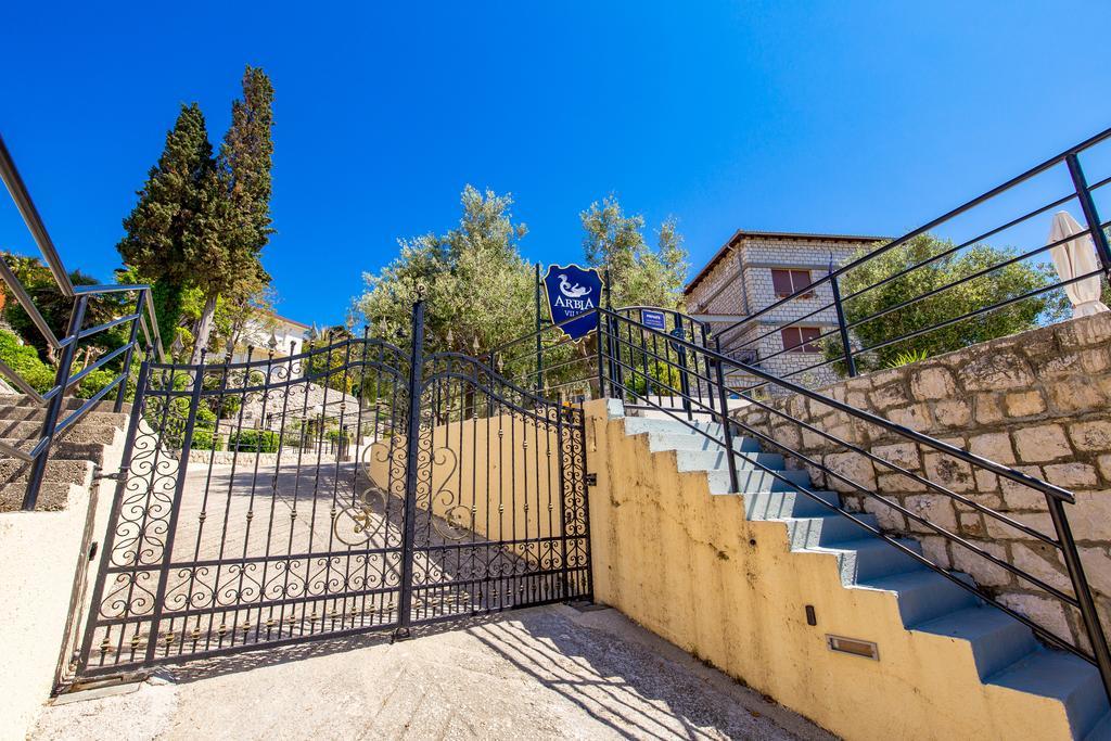 Villas Arbia - Margita Beach Hotel Banjol Buitenkant foto