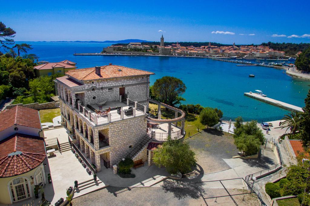 Villas Arbia - Margita Beach Hotel Banjol Buitenkant foto