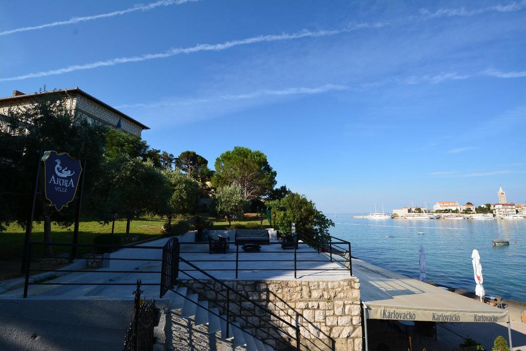 Villas Arbia - Margita Beach Hotel Banjol Buitenkant foto